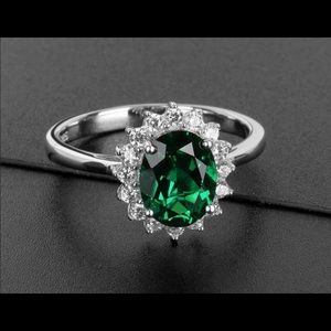 925 Sterling Silver Emerald Cut CZ Princess Ring